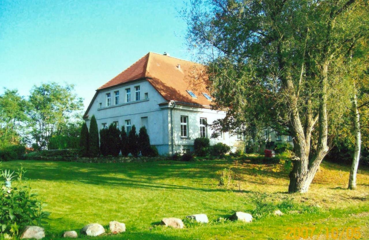Gutshaus Alt-Jargenow Daire Alt Jargenow Dış mekan fotoğraf